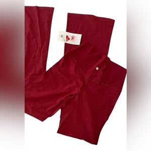 Colorfulkoala Women's Dreamlux Workout Flare Leggings High Medium, Cabernet